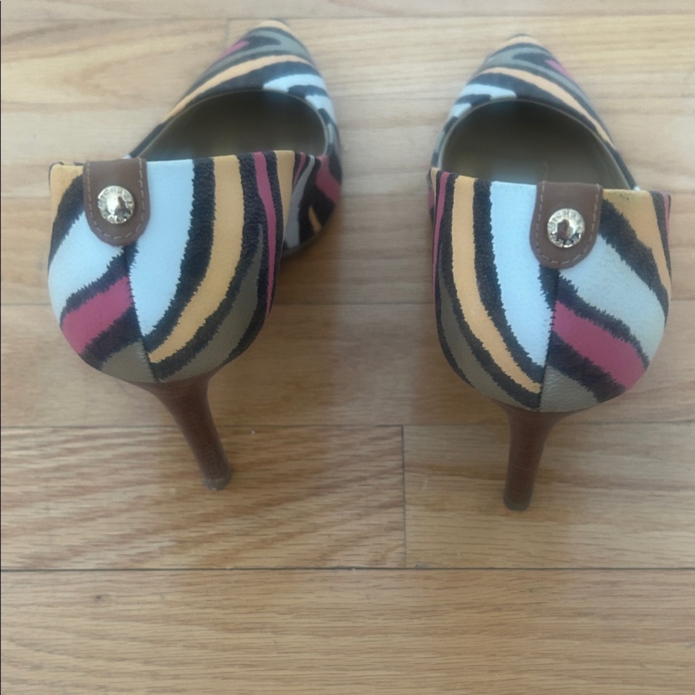 MICHAEL Michael Kors Multicolor Zebra-Print Pointed Toe Pumps - Picture 3 of 6